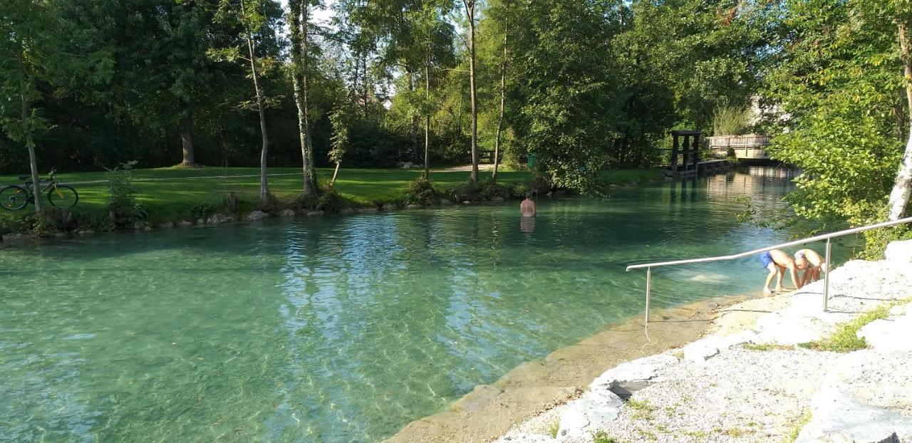 Ferienwohnung Schwanensee Lenzing Luaran gambar